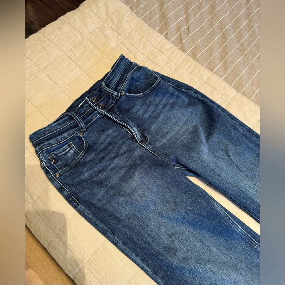 Kancan Onyx Ultra High Rise Wide Flare Jean.